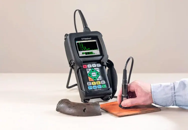 39DL PLUS Ultrasonic Thickness Gauge — view 3